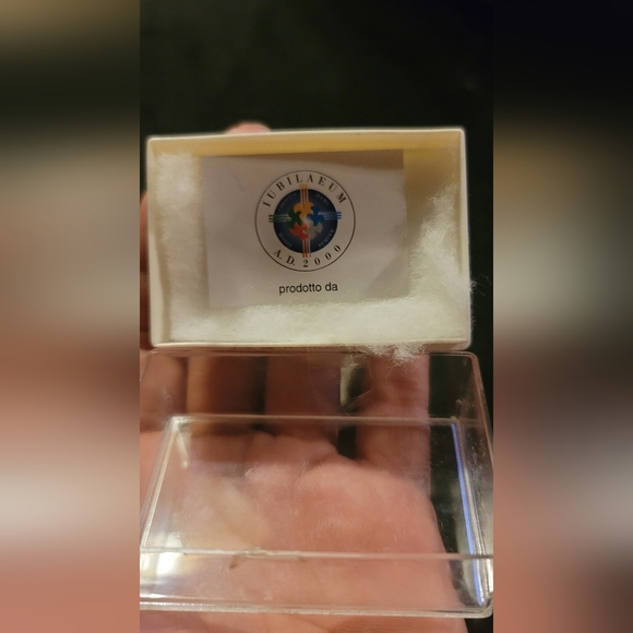 Beautiful Pendant From The Vatican (Check out The Back Too! Omgosh!) - Picture 4 of 4